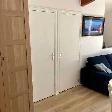 דירה Charming 1 Bedroom Flat, Center With Pool And Car Park ביאריץ